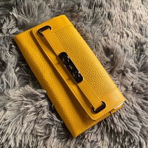 COACH- Swagger wallet/clutch